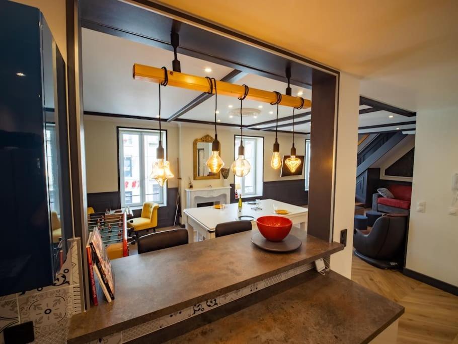 Duplex Jeanne D'Arc Billard Baby Logements Insolites Nancy Exterior foto